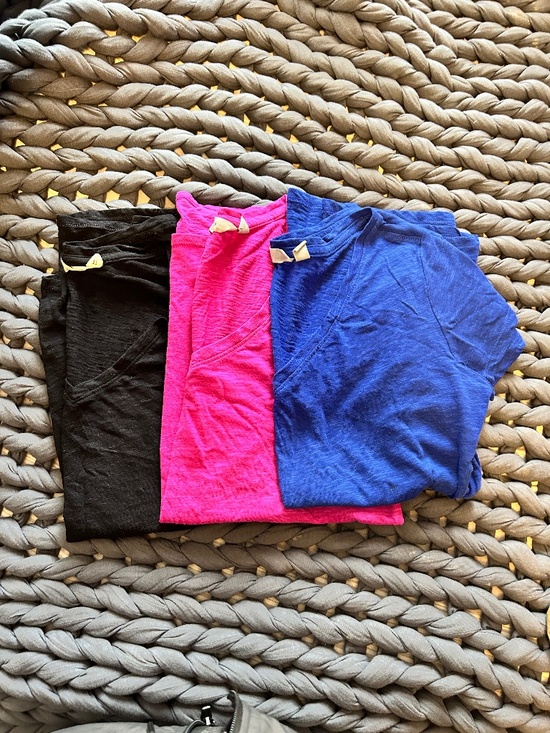 Athleta Tops - Athleta Daily Tee Bundle -  V neck + Cotton blend - sz Small